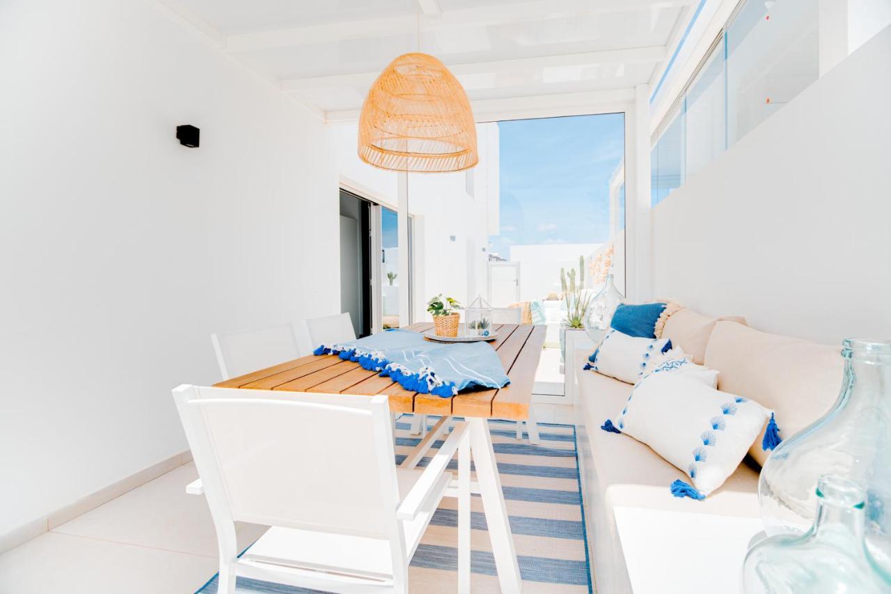 Mara Marina Suites 4 Playa Blanca  Extérieur photo